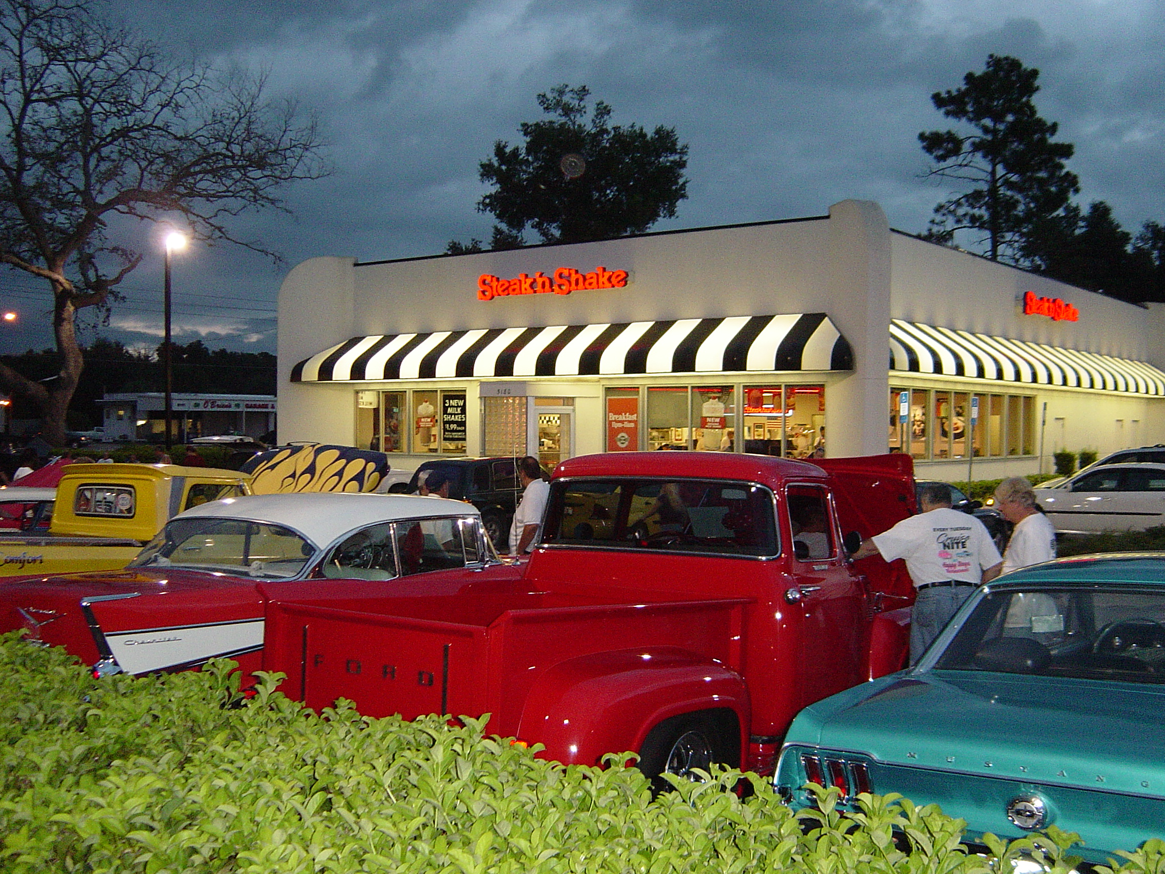 Classic Cruisers of Ocala Pictures… or MORE!